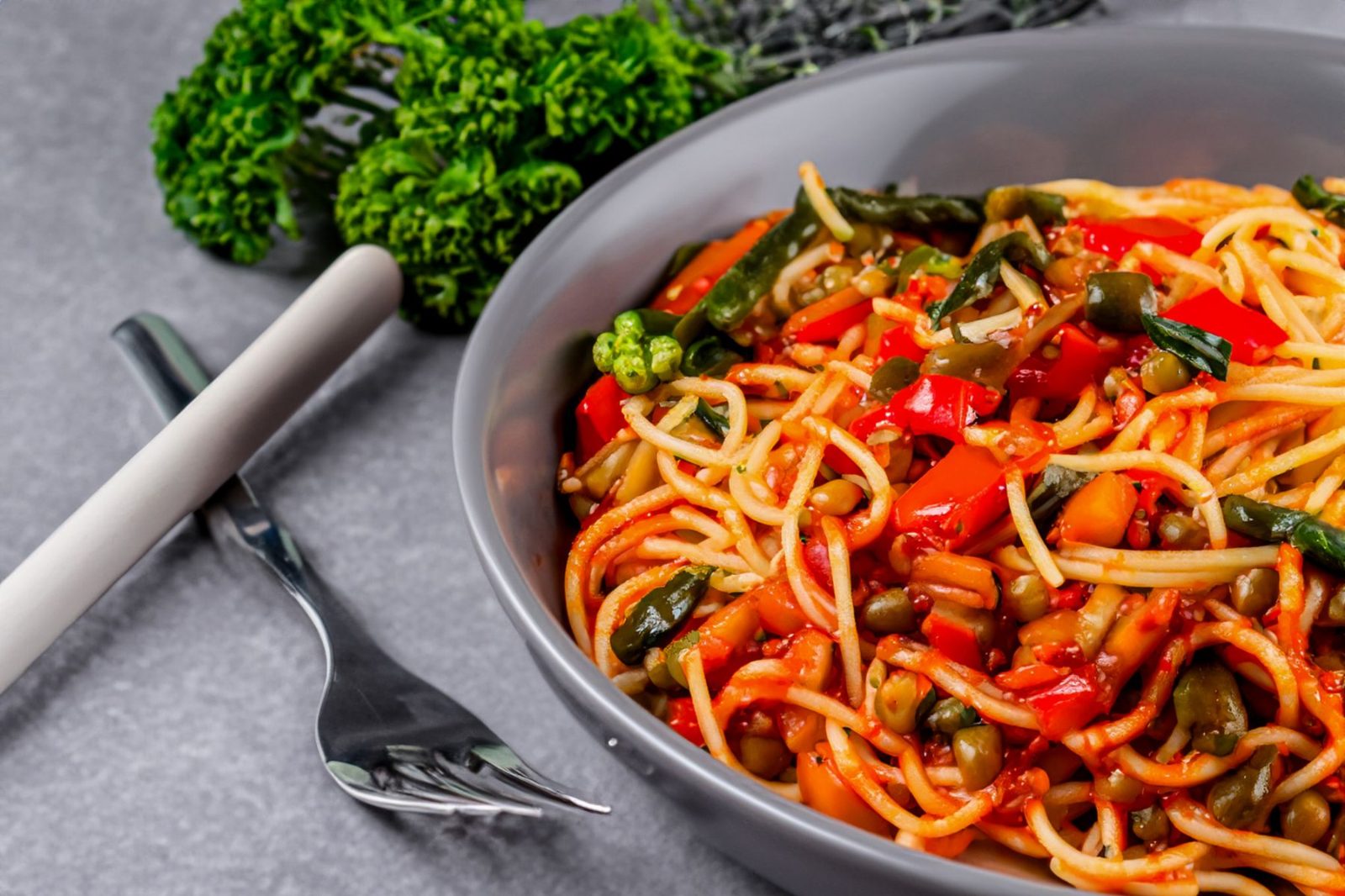 How to make dinner filling while eating fewer calories