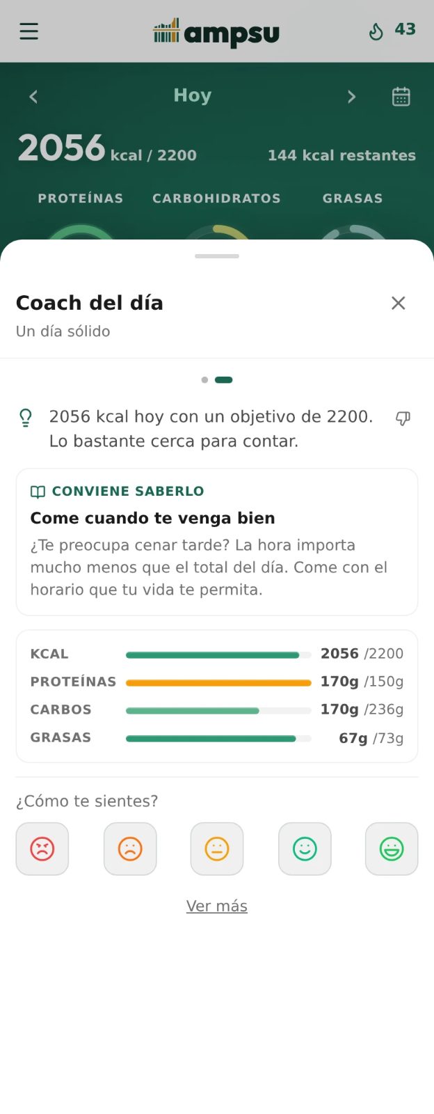 Tarjeta nocturna del coach de Ampsu con resumen, calorías, macros y pregunta sobre cómo te sientes
